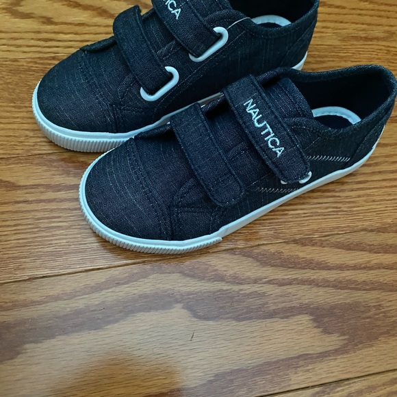 Nautica Boys Denim blue sneakers - Picture 2 of 5